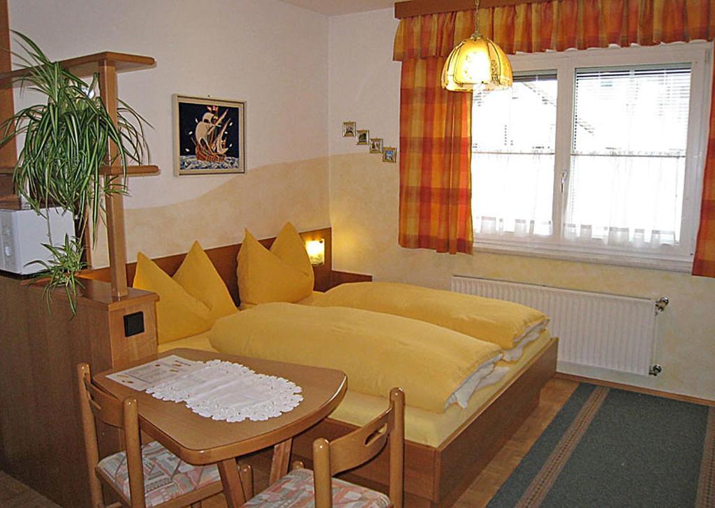 Gaestehaus Steiner Tröpolach 部屋 写真